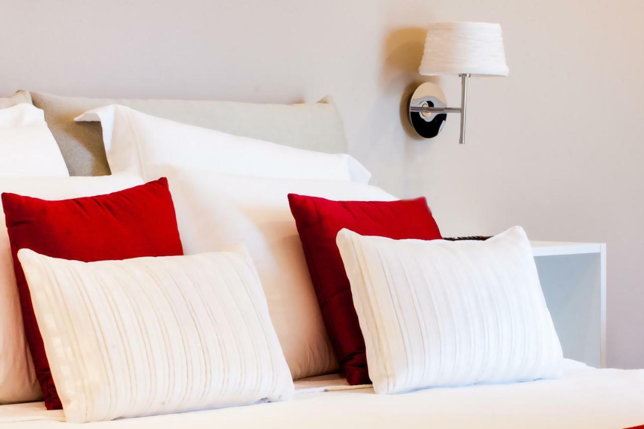 Sparviero Luxury Suites ตาออร์มินา ภายนอก รูปภาพ